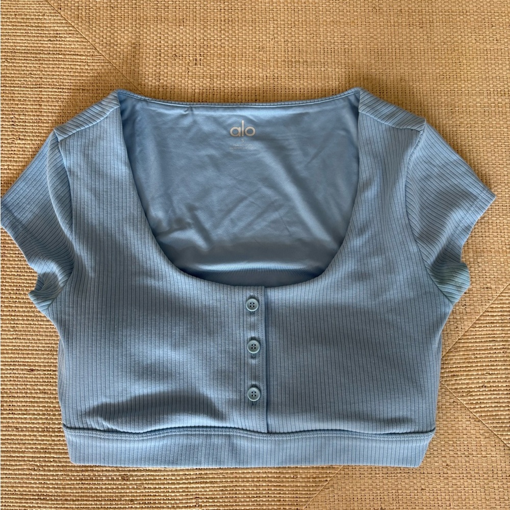 ALO Yoga blue cap sleeve crop top shirt sz S